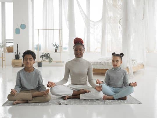 How to teach kids to be mindful
